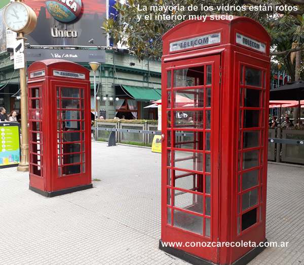 Cabinas telef�nicas londinenses en Recoleta