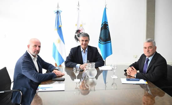 Wolff, Macri y Gimenez
